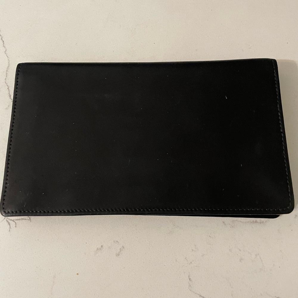 Levenger Men’s Genuine Leather Black Card money change travel wallet 6.5” x 4”